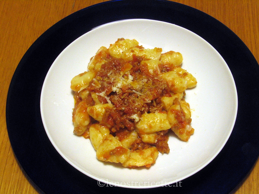 Topini (Gnocchi al Ragù)